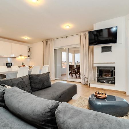 Apartments Very Good Life Preko Exterior photo
