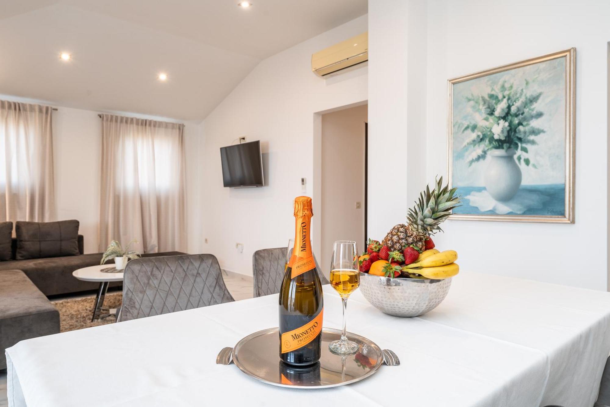 Apartments Very Good Life Preko Exterior photo