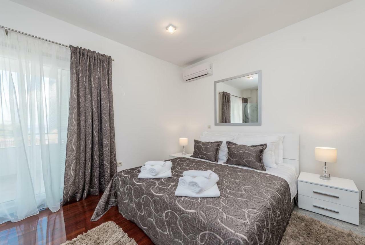 Apartments Very Good Life Preko Exterior photo